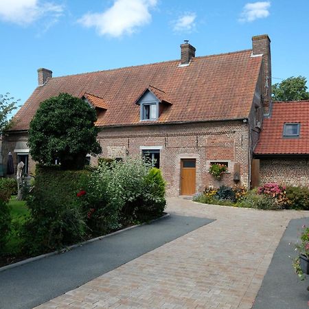 Les Charmilles Acomodação com café da manhã Hazebrouck Exterior foto